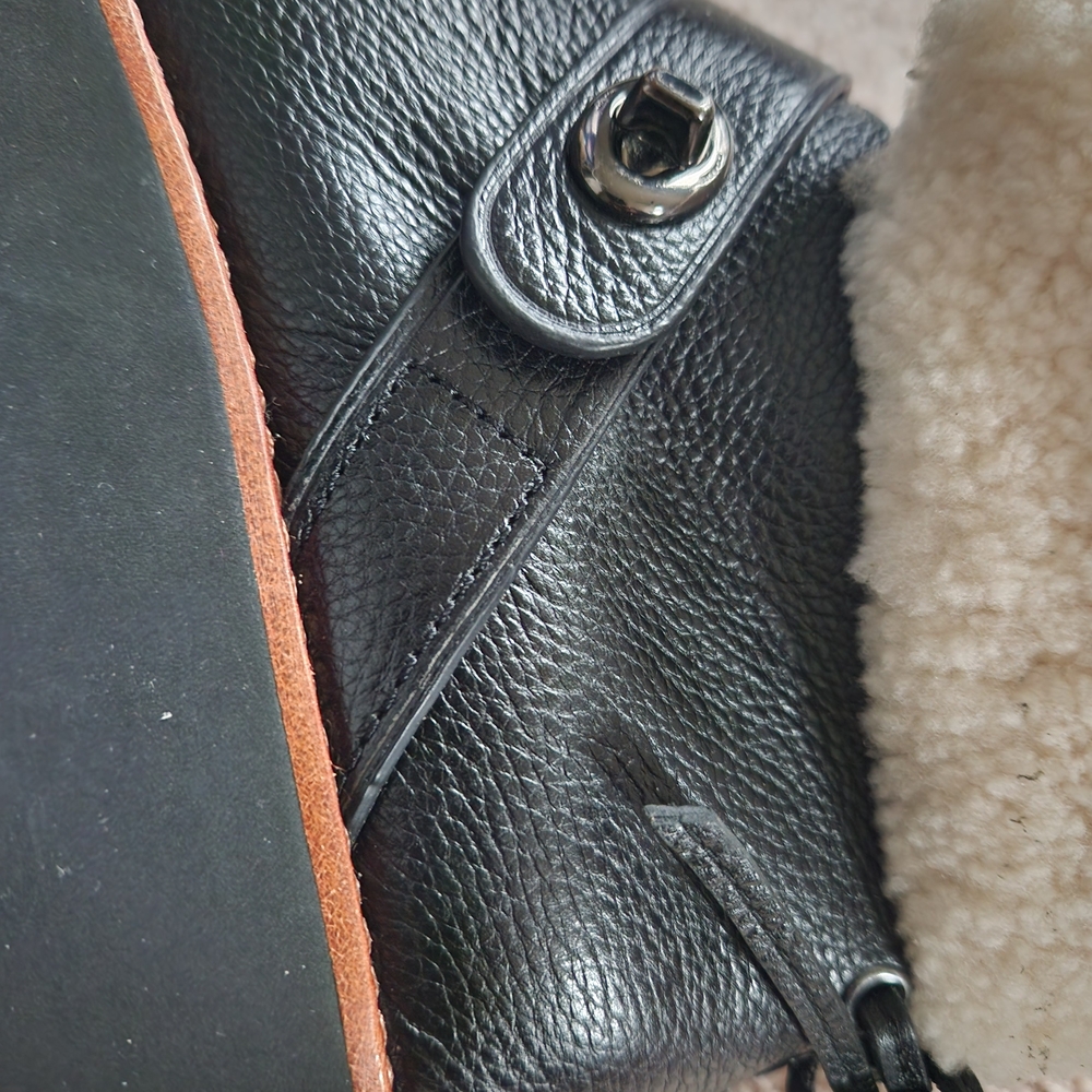 Coach Black Leather with Cream Shearling - Picture 4 of 6